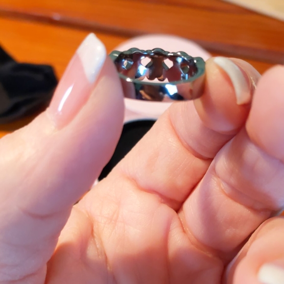 Tous Ring - Picture 10 of 10